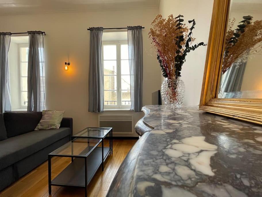 L'Appartement Tomey Avec Parking Каркассон Экстерьер фото
